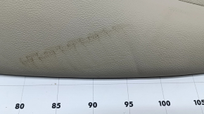 Ornamente laterale stânga pentru scaunele spate Mercedes Clasa C W205 16-21, piele bej, lovită, necesită curățare