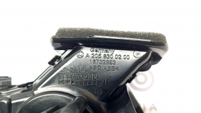 Воздуховод передней панели правый Mercedes C-class W205 15-21 с актуатором