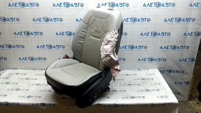 Сиденье водительское Jeep Compass 22-22 с airbag, электро, кожа, серая+черная, перфорация, под чистку, царапины, трещина, стрельнувшее