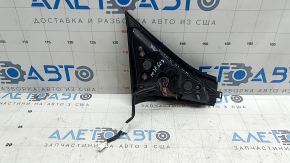 Lampă interioară hayon, dreapta, Nissan Kicks 21-25 restilizare, zgârieturi, urme de plastic