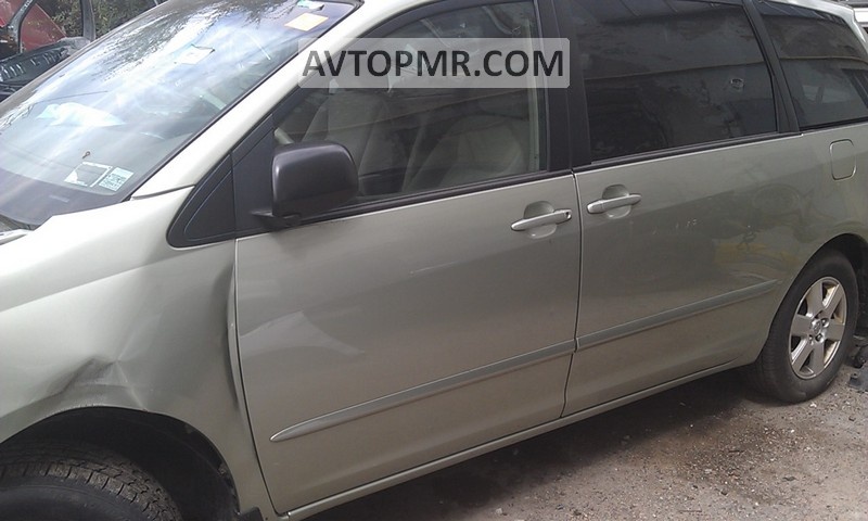 Стекло двери передней левой Toyota Sienna 04-10
