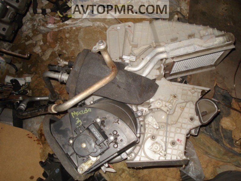 Печка в сборе Mazda3 03-09