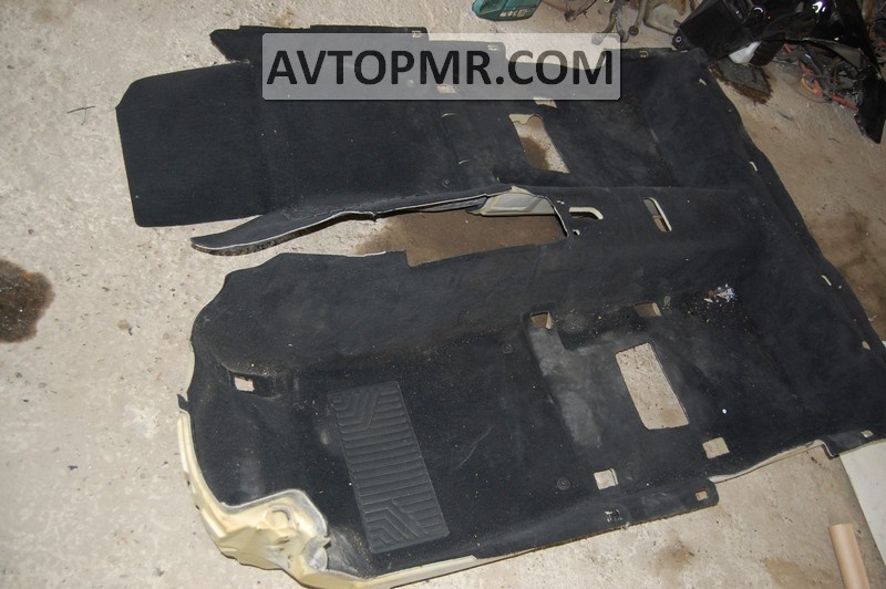 Покрытие пола Mercedes W211 E550 черн рест