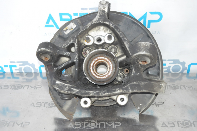 Цапфа со ступицей задняя правая Lexus GS300 GS350 GS430 GS450h 06-11 c кожухом, гудит подшипник