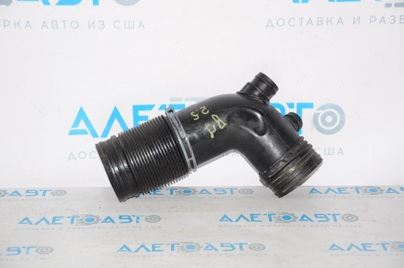 Воздуховод на коллектор VW Passat b7 12-14 USA 2.5
