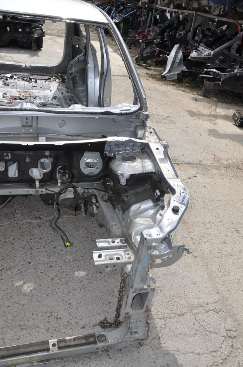 Четверть передняя левая Mitsubishi Outlander 14-15 серебро