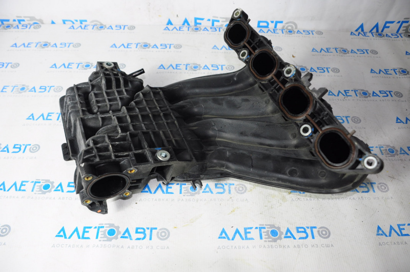 Коллектор впускной Nissan Versa Note 13-16 1.6