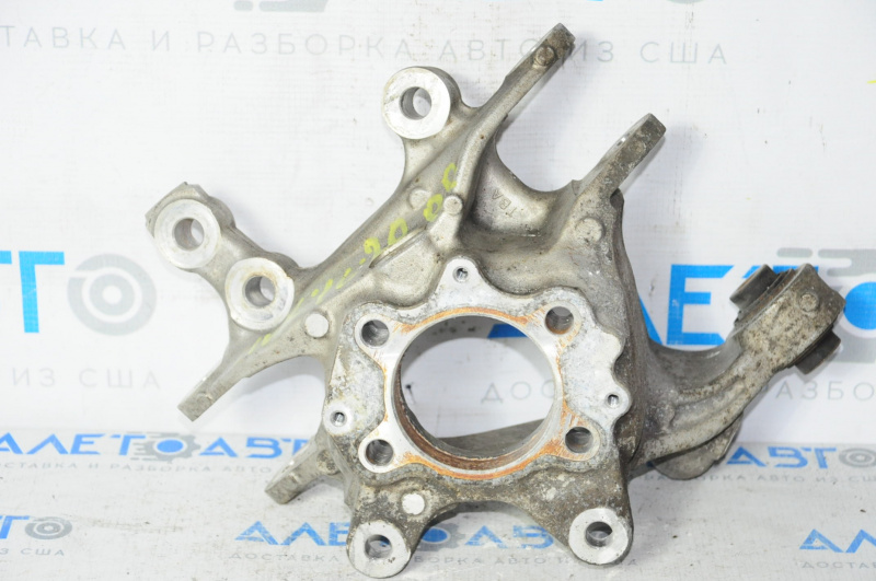 Цапфа задняя правая Honda Civic X FC 16-21