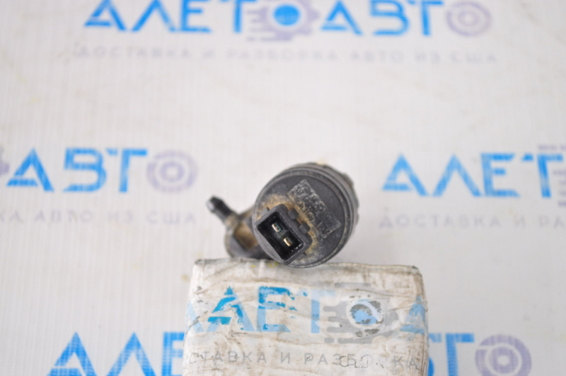 Motorul stropitorului de parbriz Fiat 500L 14-