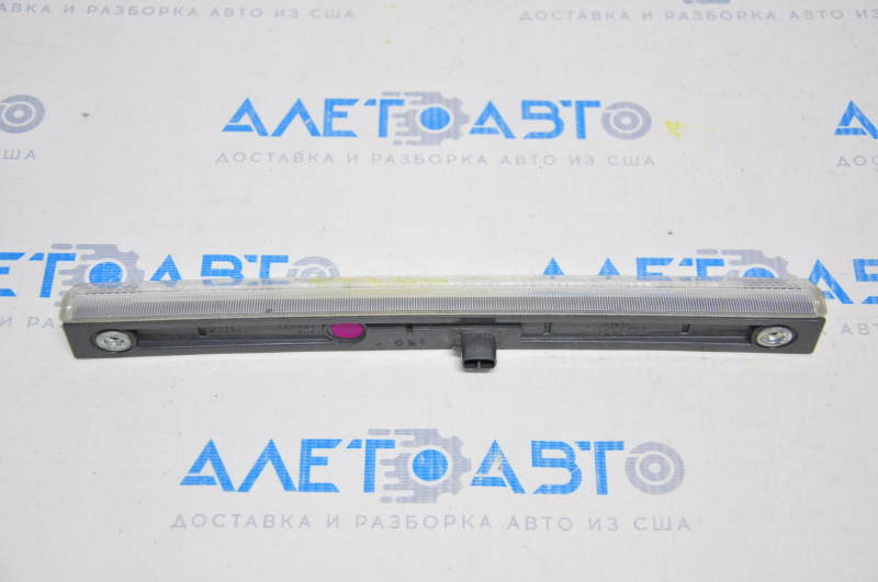 Стоп сигнал Lexus CT200h 11-17