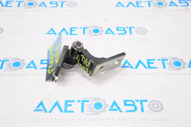 Петля двери нижняя передняя правая Fiat 500 12-19