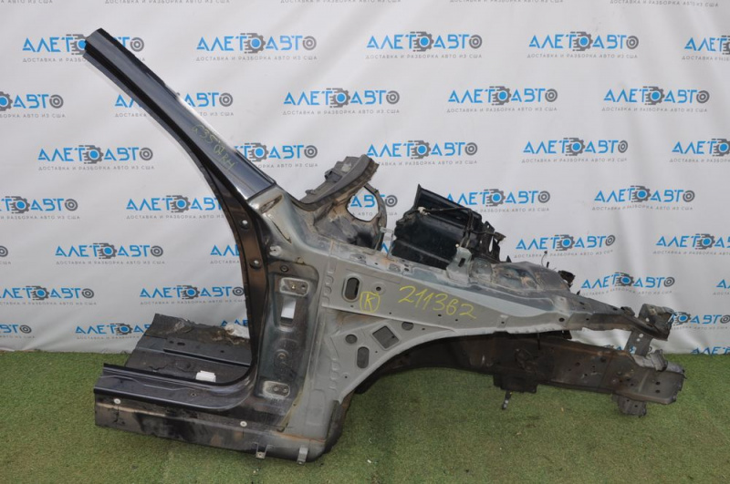 Четверть передняя правая Infiniti G25 G35 G37 3d 4d 06-14 2wd графит