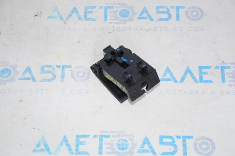 Ручка открытия замка капота салонная Dodge Grand Caravan 11-20 без троса