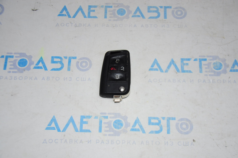 Ключ VW Jetta 19-19 4 кнопки, раскладной, сломан
