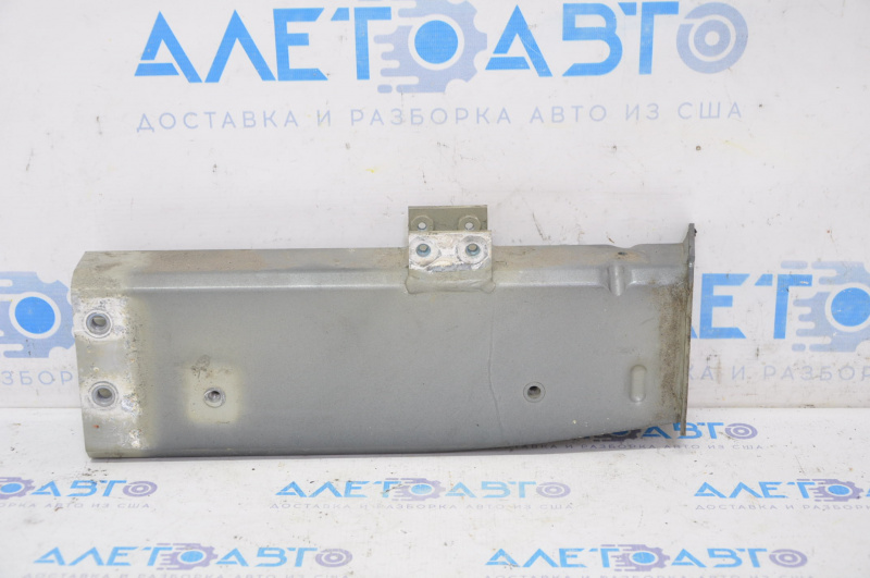 Colțul barei de protecție din față dreapta Cadillac CTS 14-