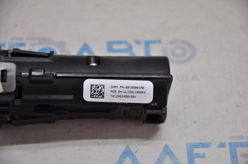Кнопка start-stop Chrysler 200 15-16