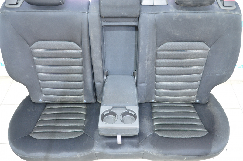 Задний ряд сидений 2 ряд Ford Fusion mk5 13-15 ткань черн, белая строч