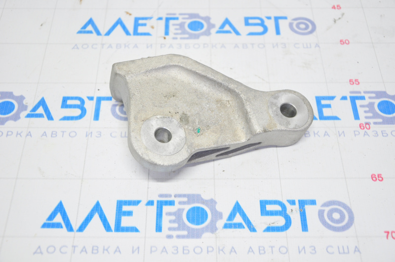 Кронштейн подушки двигателя нижний левый Nissan Sentra 20-23