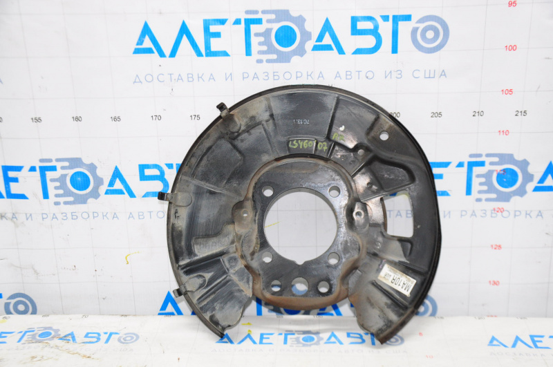 Кожух тормозного диска задний правый Lexus LS460 LS600h 07-17