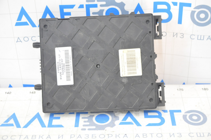 Блок предохранителей подторпедный Ford Escape MK3 13-19