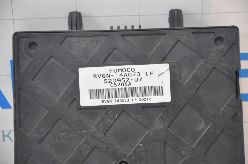 Блок предохранителей подторпедный Ford Escape MK3 13-19