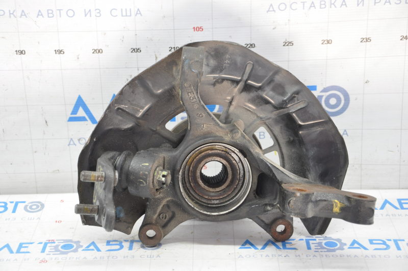 Цапфа со ступицей передняя левая Toyota Camry v40 с кожухом, с шаровой, нет шпильки