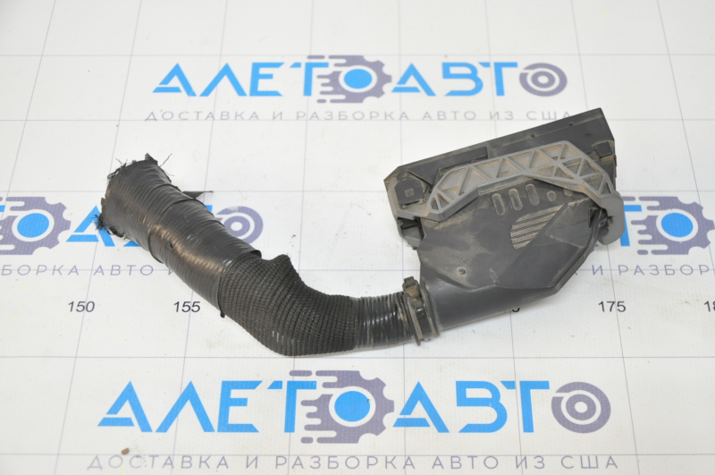 Фишка на блок ECU компьютер двигателя Mazda 6 14-21 2.5 большая