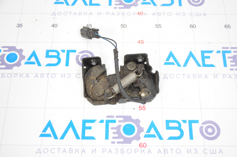 Замок капота левый Infiniti Q50 14-19 3.5, 3.7 с датчиком