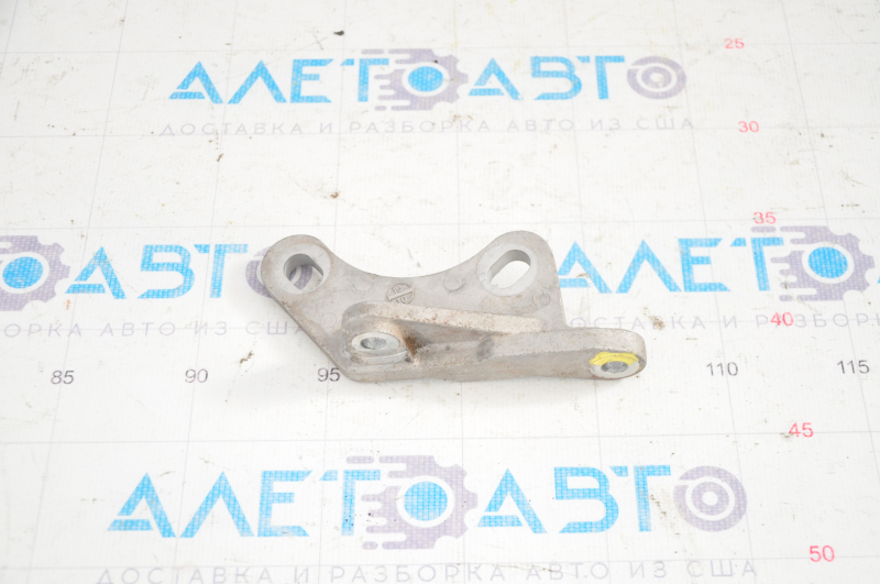 Кронштейн переднего дифференциала редуктора Volvo XC90 16-22