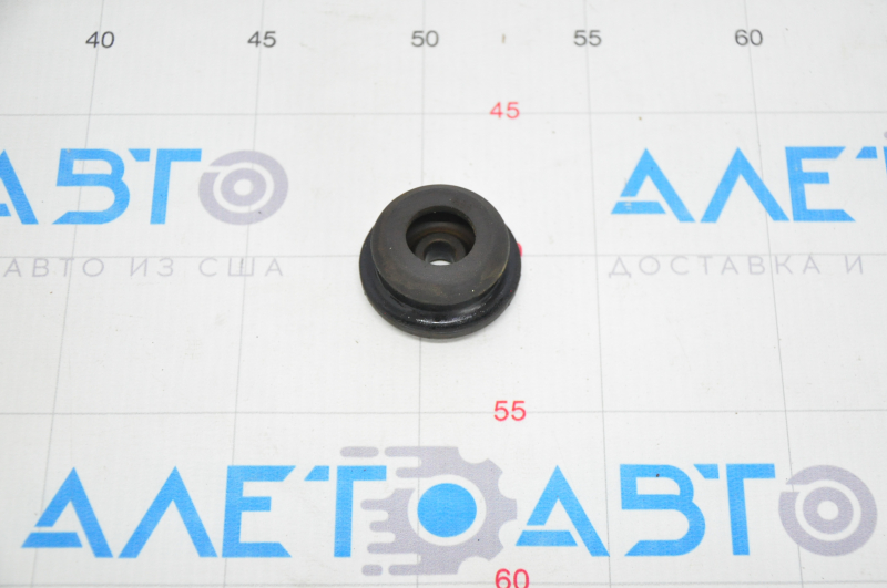 Опора радиатора нижняя левая Subaru Forester 19-24 SK резина