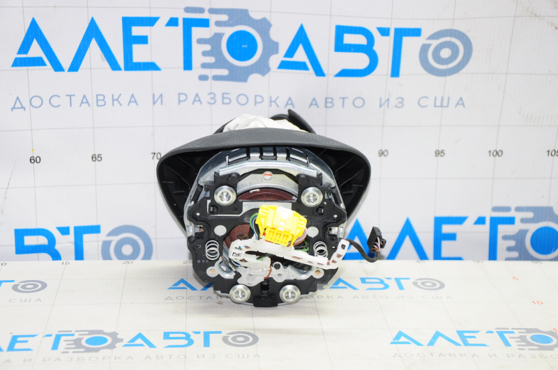 Подушка безопасности airbag в руль водительская VW Jetta 19-26 стрельнувшая