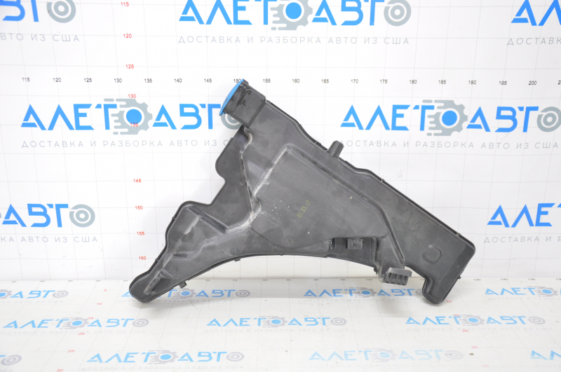 Бачок омывателя Audi A4 B9 17-25 с крышкой и датчиком