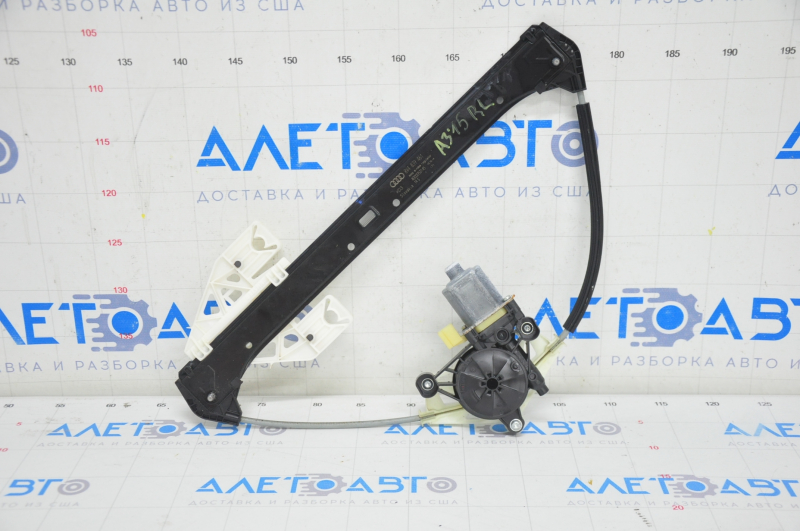 Стеклоподъемник с мотором задний левый Audi A3 8V 15-20 4d, 5d