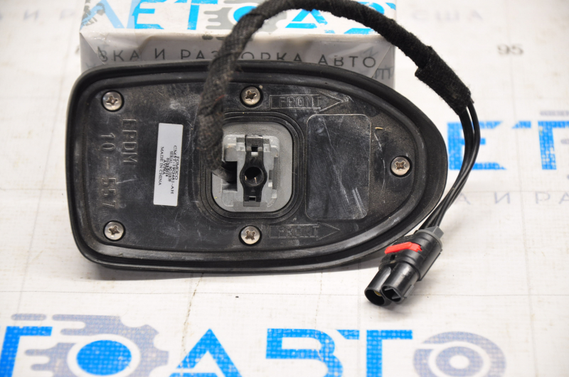 Антенна гнездо Ford Fiesta 11-19