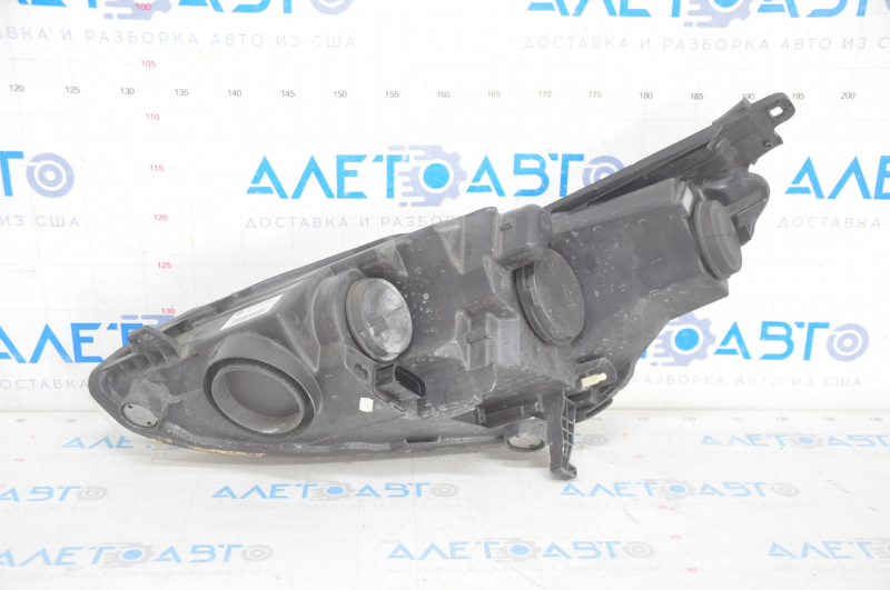 Фара передняя правая Ford C-max MK2 13-16 дорест, под полировку, царапины