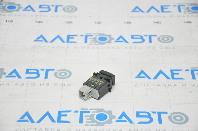 Кнопка SRF OFF Subaru Legacy 15-17