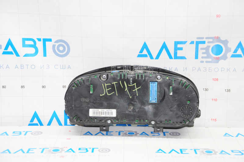 Щиток приборов VW Jetta 11-16 USA 1.4T 1.8T 2.0 с большим дисплеем, царапина