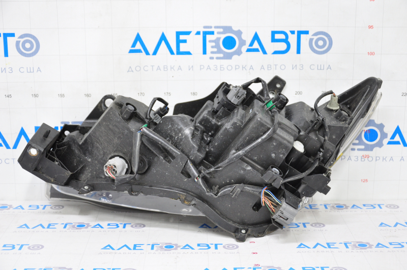 Фара передняя правая Mazda CX-5 17-21 в сборе, LED