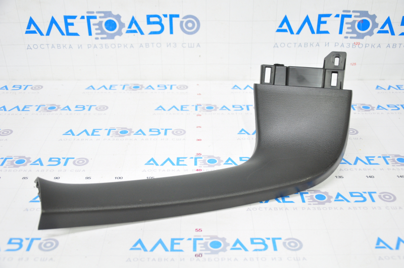 Обшивка двери багажника левая Mazda CX-5 17-25 черная, затерта