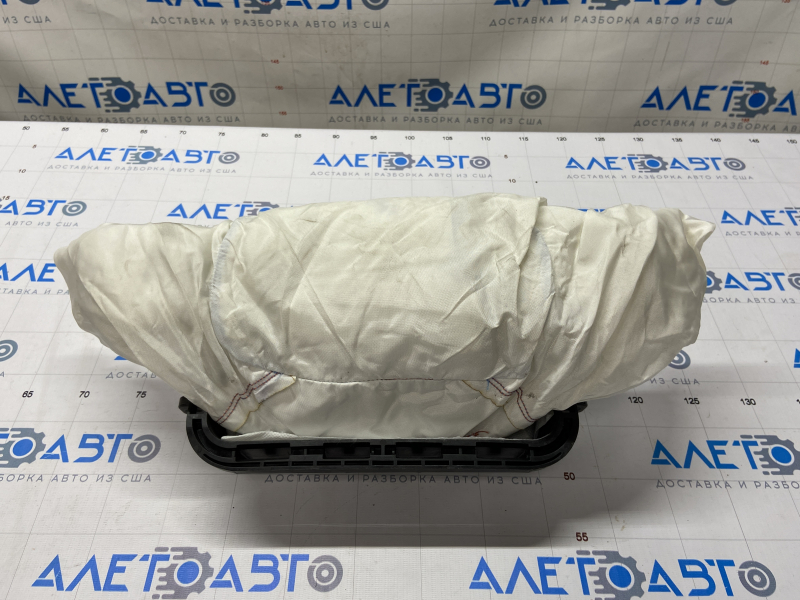 Подушка безопасности airbag пассажирская в торпеде Chevrolet Camaro 16- стрельнувшая