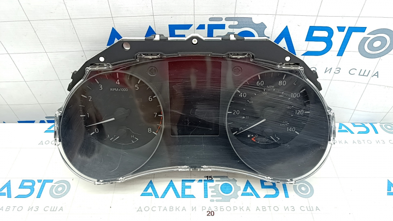 Щиток приборов Nissan Rogue 17-18 usa 77k, царапины