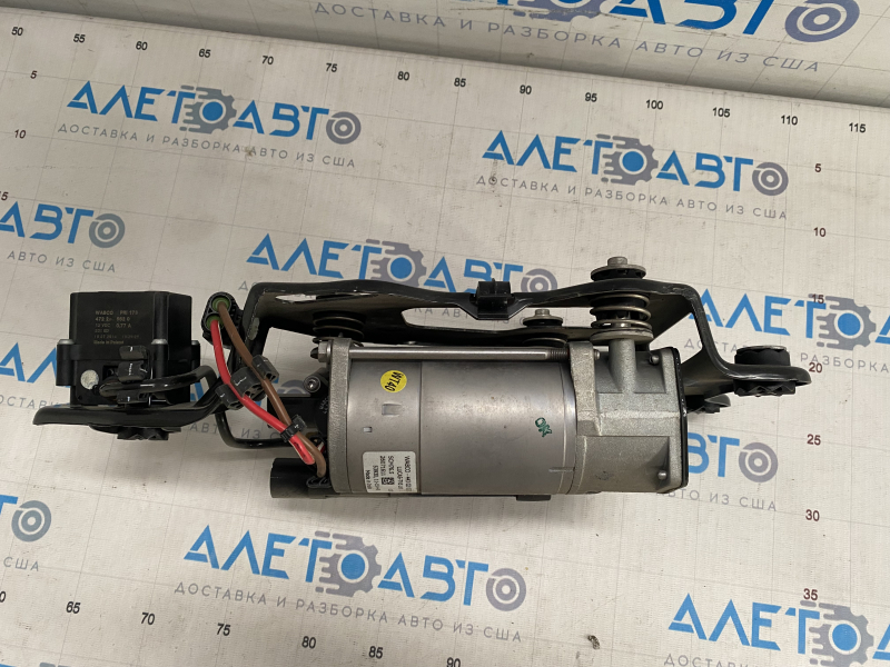 Компрессор пневмоподвески BMW X5 F15 14-18