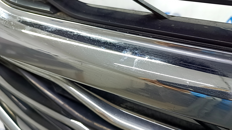 Бампер передний в сборе Chevrolet Malibu 19-25 без парктроников, черный, песок, нет фрагмента решетки, потерт