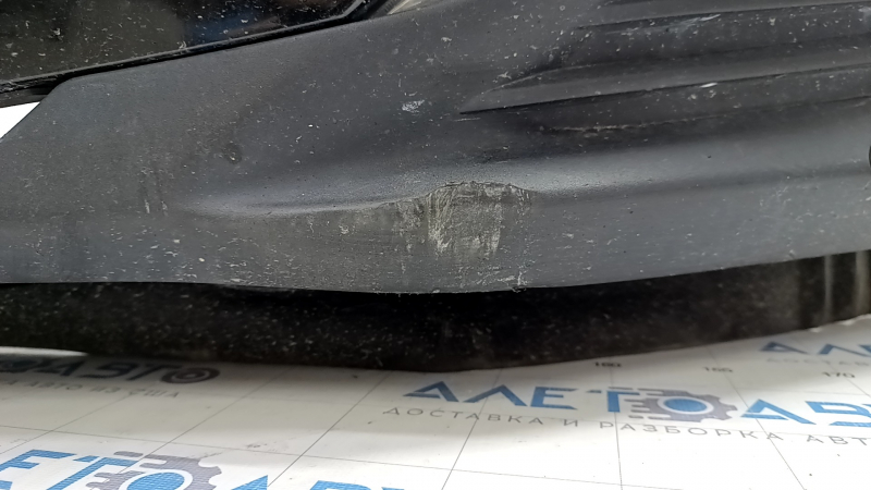 Бампер передний в сборе Chevrolet Malibu 19-25 без парктроников, черный, песок, нет фрагмента решетки, потерт
