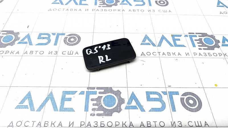 Заглушка буксировочного крюка заднего бампера левая Audi Q5 8R 09-17 нет фрагмента