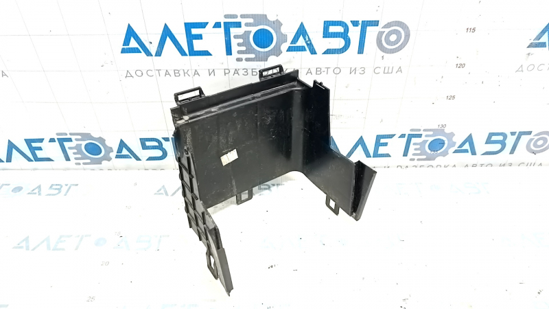 Корпус АКБ Audi Q3 8U 15 задняя часть