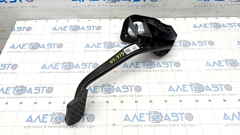 Педаль тормоза Mercedes W167 GLE 450 20-23
