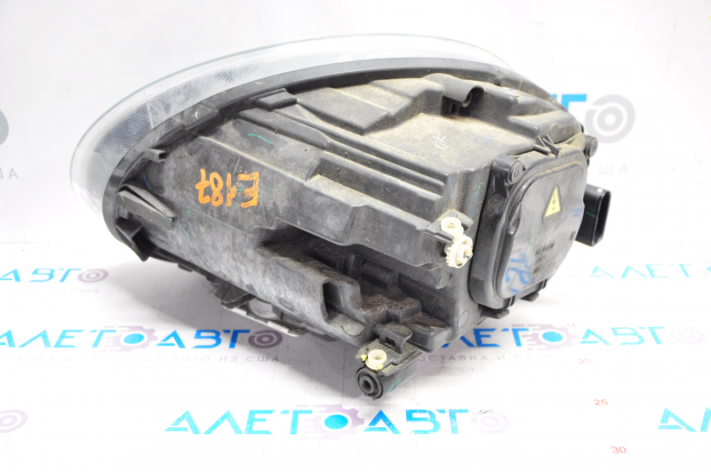 Фара передняя правая в сборе VW Beetle 12-13 ксенон, под полировку, сколы