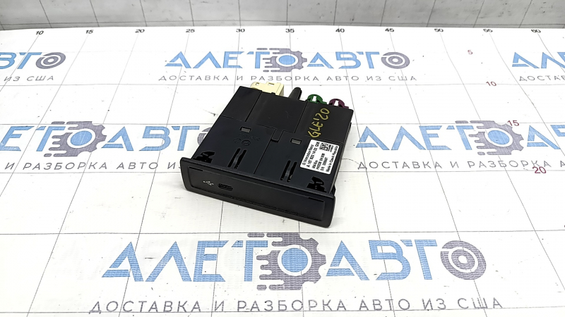 USB HUB Mercedes W167 GLE 350 450 20-23 1 порт type-c