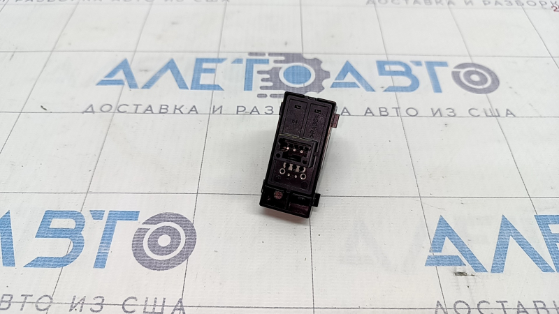 Кнопка центрального замка двери передней правой Mazda CX-5 17-24
